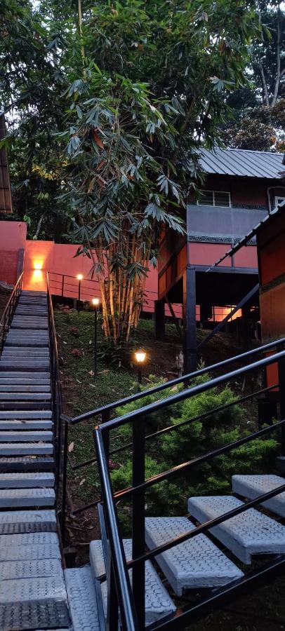 Santhi Hill View Resort Munnar Exterior photo
