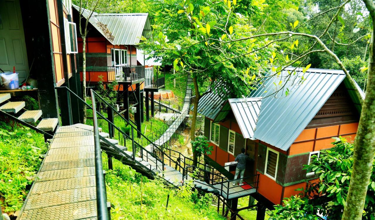 Santhi Hill View Resort Munnar Exterior photo